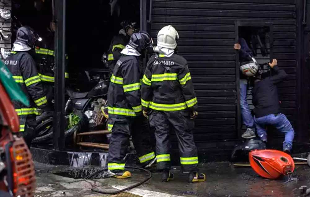 Al menos diez muertos y once heridos en un incendio en una pensión en el sur del país – Caretas