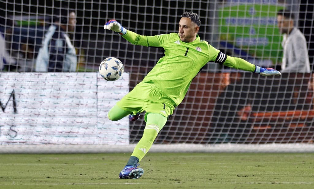 Costa Rica’s Keylor Navas firma con el AC Monza